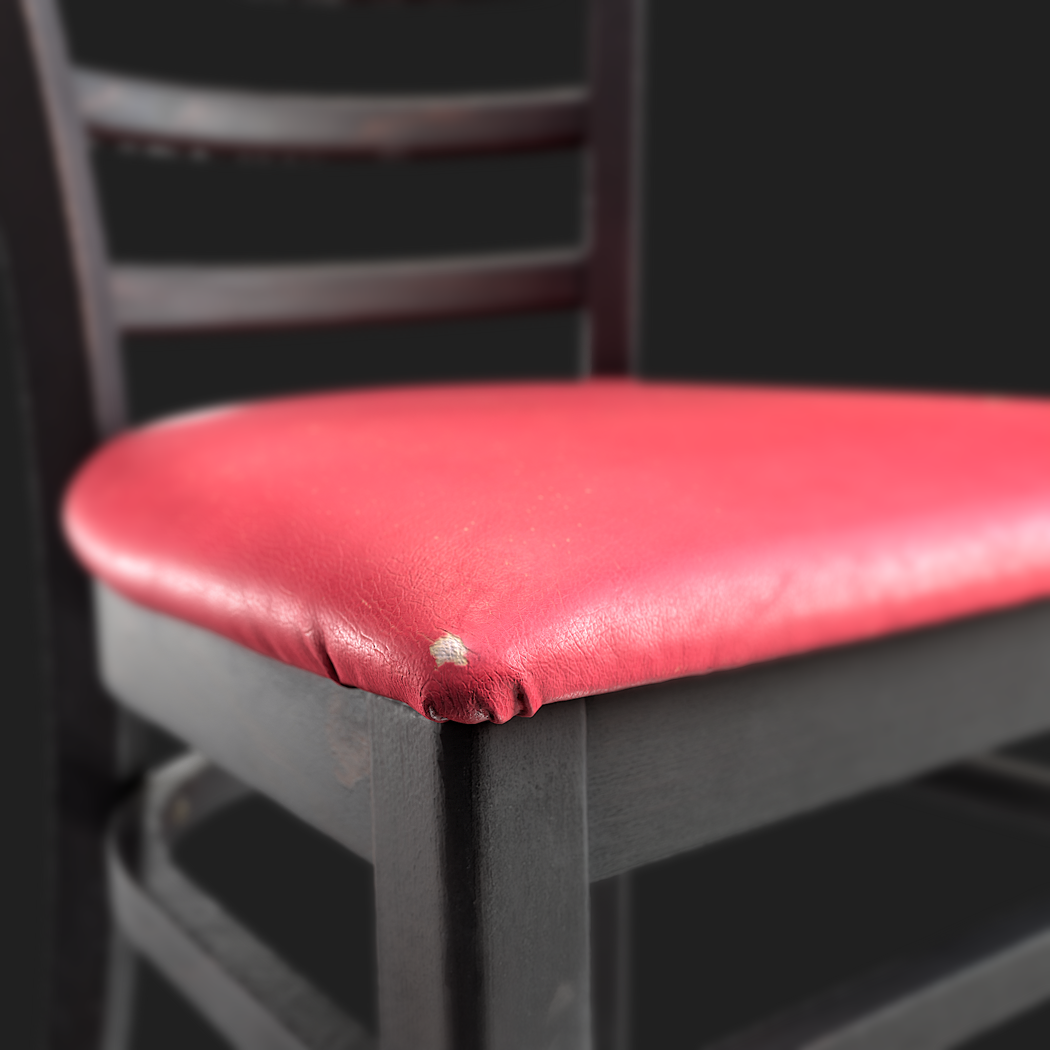 3D Furniture: Brown Wooden Chair